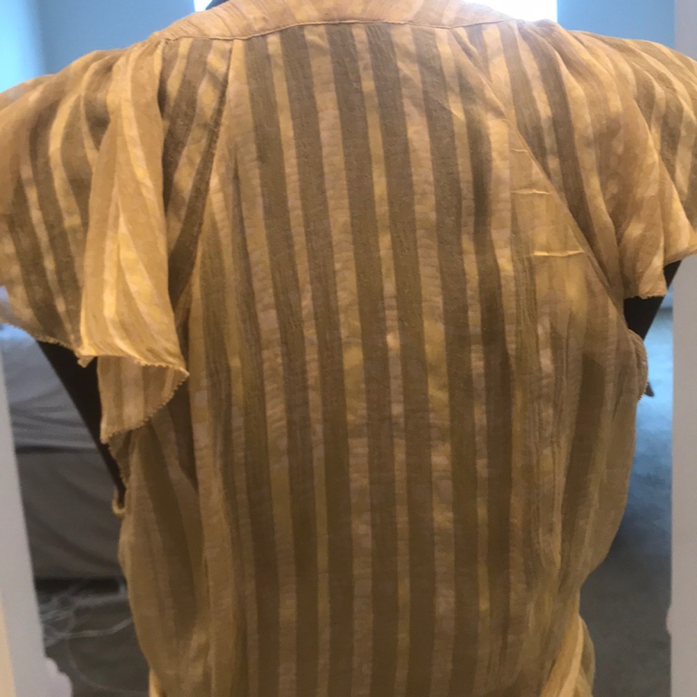 BCBG MAXAZRIA 100% SILK Ruffle Wrap Blouse - Picture 3 of 8